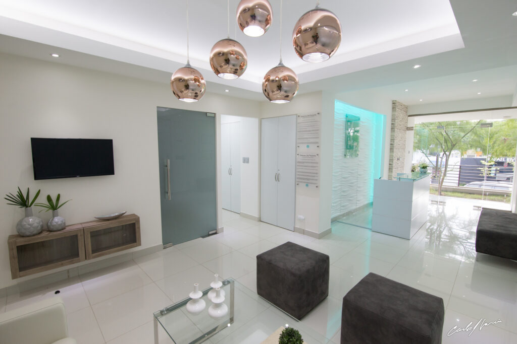 Dra Lisette Pappaterra. CAPMED (Hair Transplant and Aesthetic Medicine). gallery photo