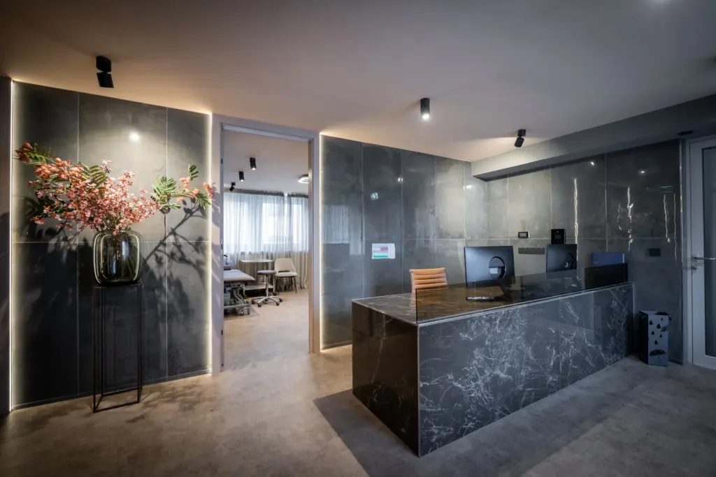 Everhair GmbH Haartransplantation Frankfurt gallery photo
