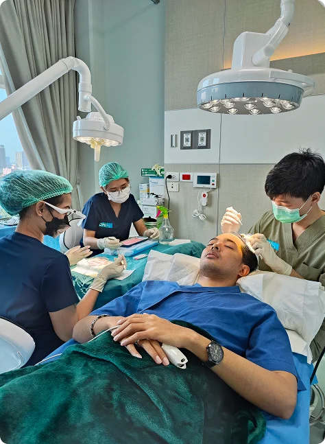 DHI Hair Transplant Clinic Thailand – Phra Khanong gallery photo