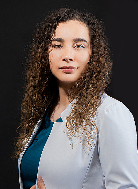 Dra. Kenia Sarahi Cañas Sapien, Bianhi hair restoration physician
