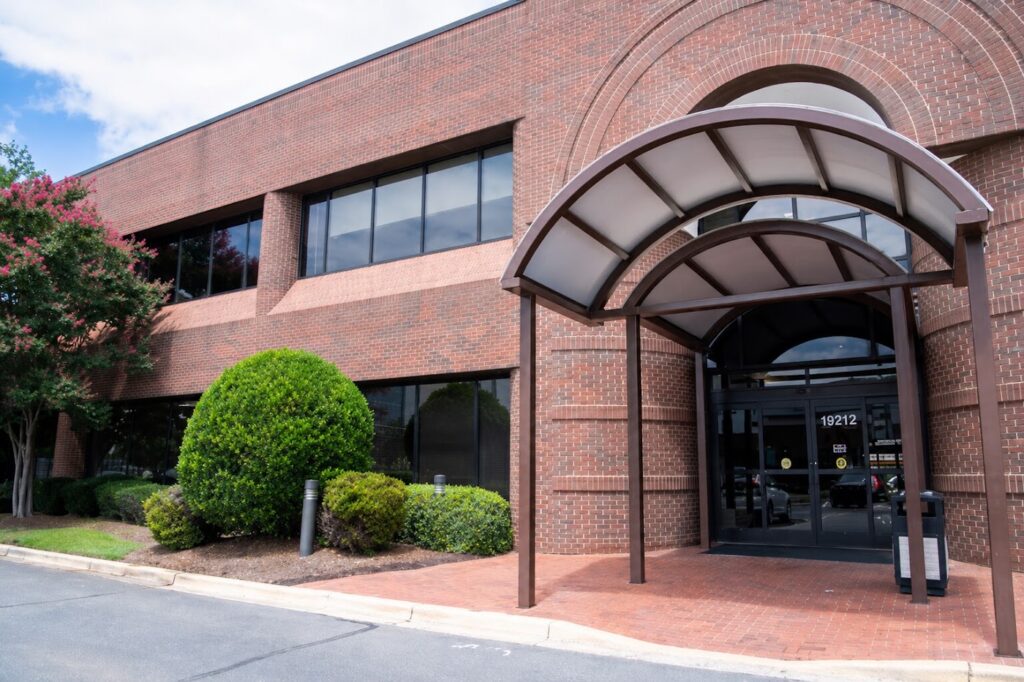 Maxim Hair Restoration & Transplants – Charlotte gallery photo
