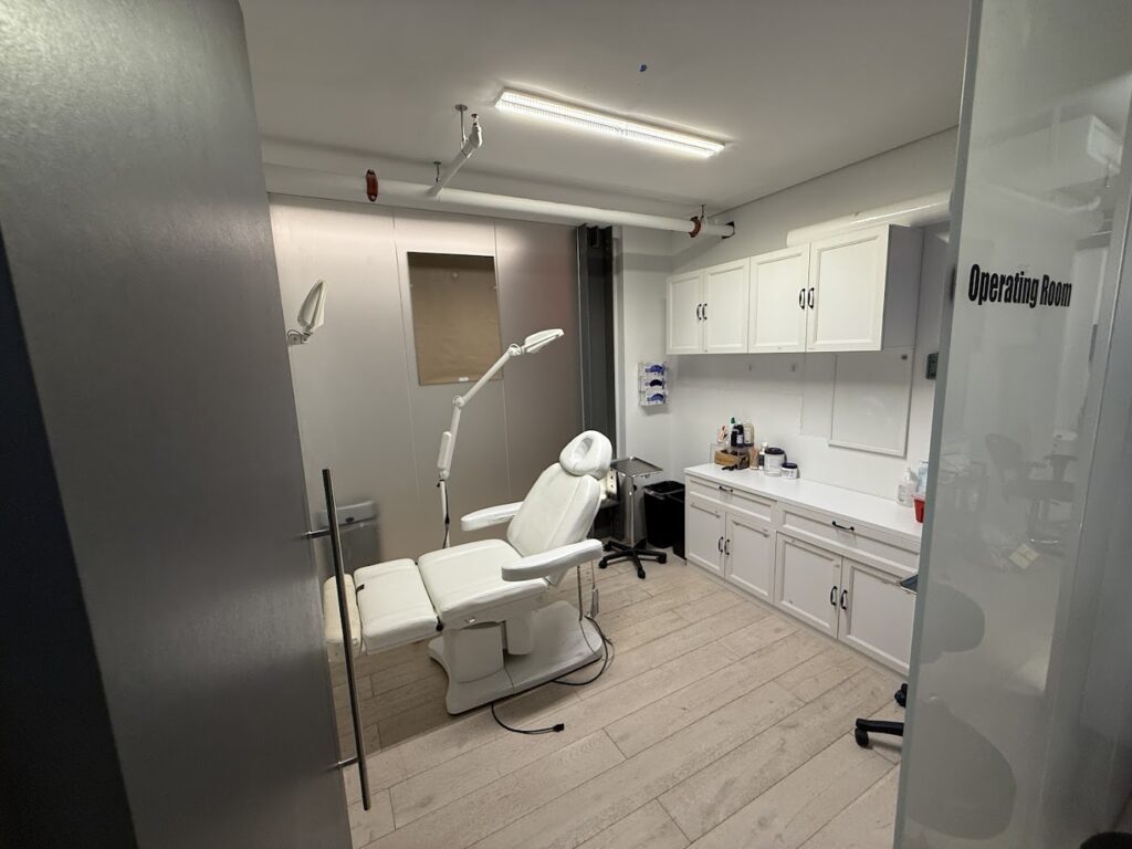 Maxim Hair Restoration & Transplants – New York City gallery photo