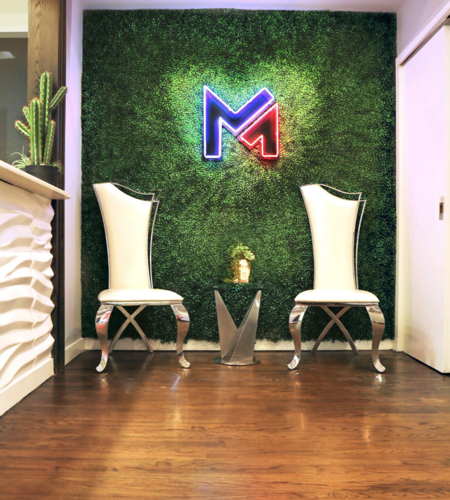 Maxim Hair Restoration & Transplants – Phoenix gallery photo