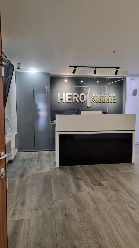 HERO Instituto de Trasplante Capilar Bogotá Colombia gallery photo
