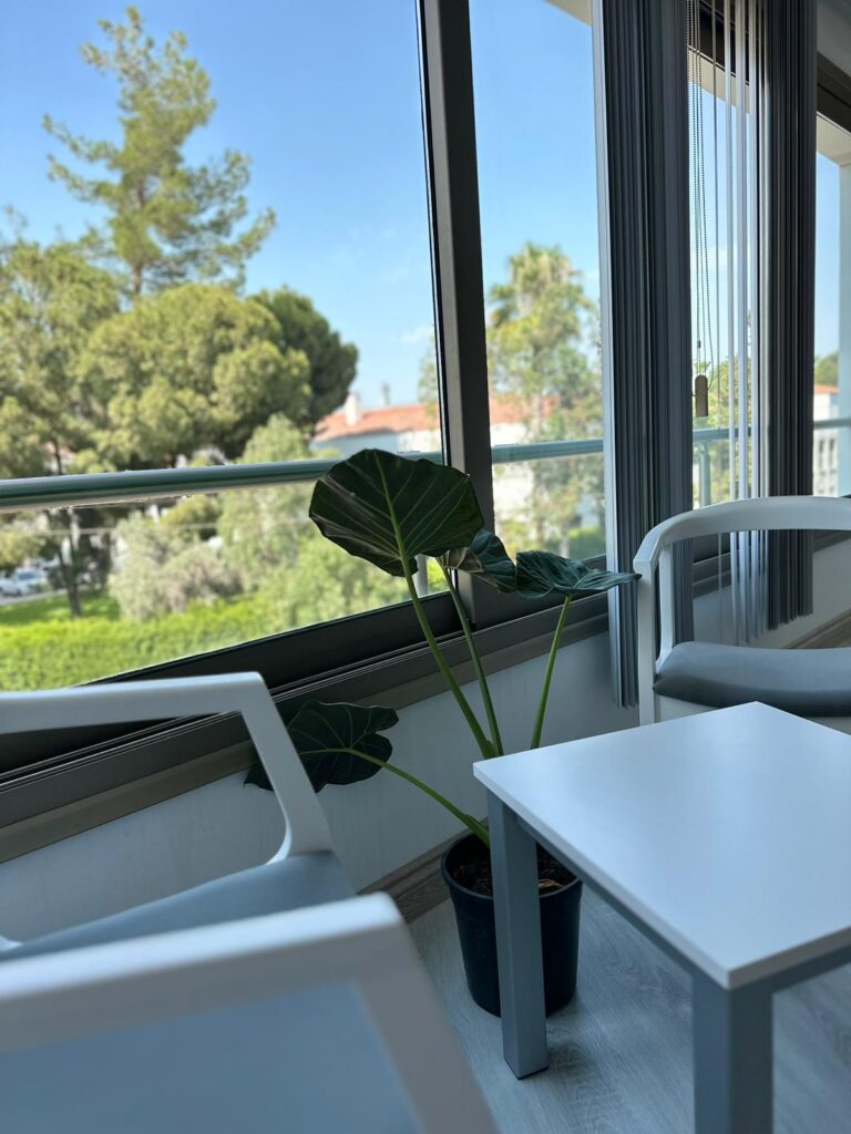 FUEHUB – Hair Transplantation and Restoration Clinic – Saç Ekimi Kıbrıs gallery photo