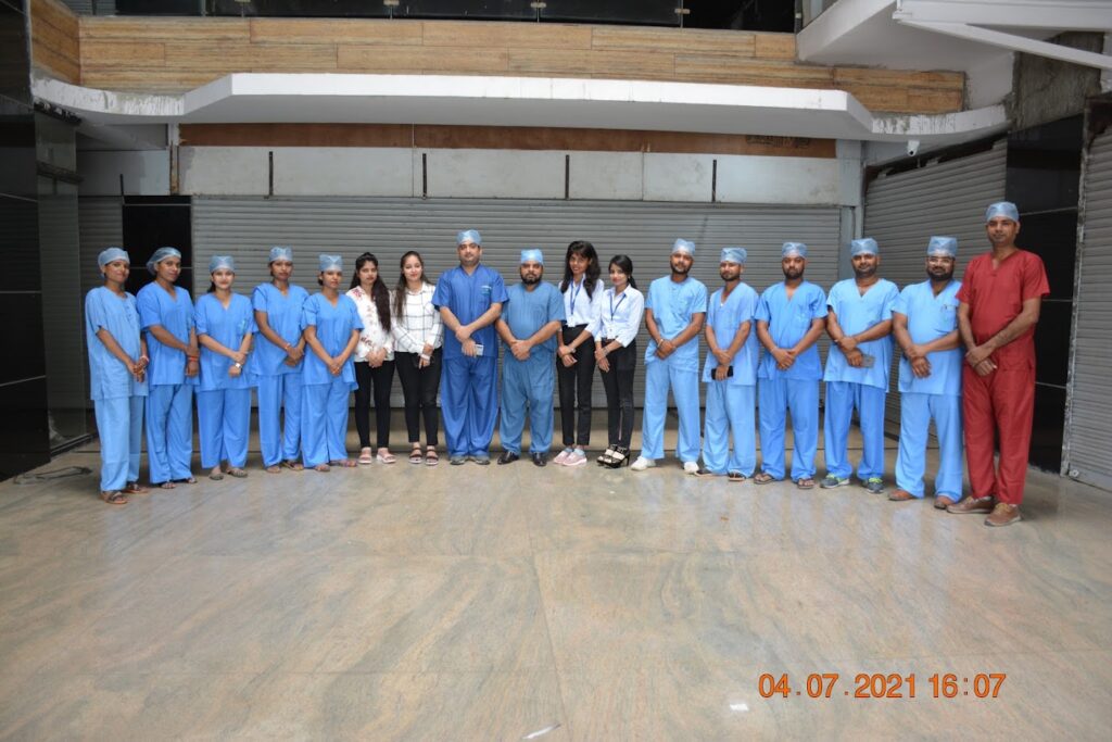 COSMO EXPERTS MEDCITY AGRA – Best Plastic Surgery Cosmetic surgery and Hair Transplant Clinic gallery photo