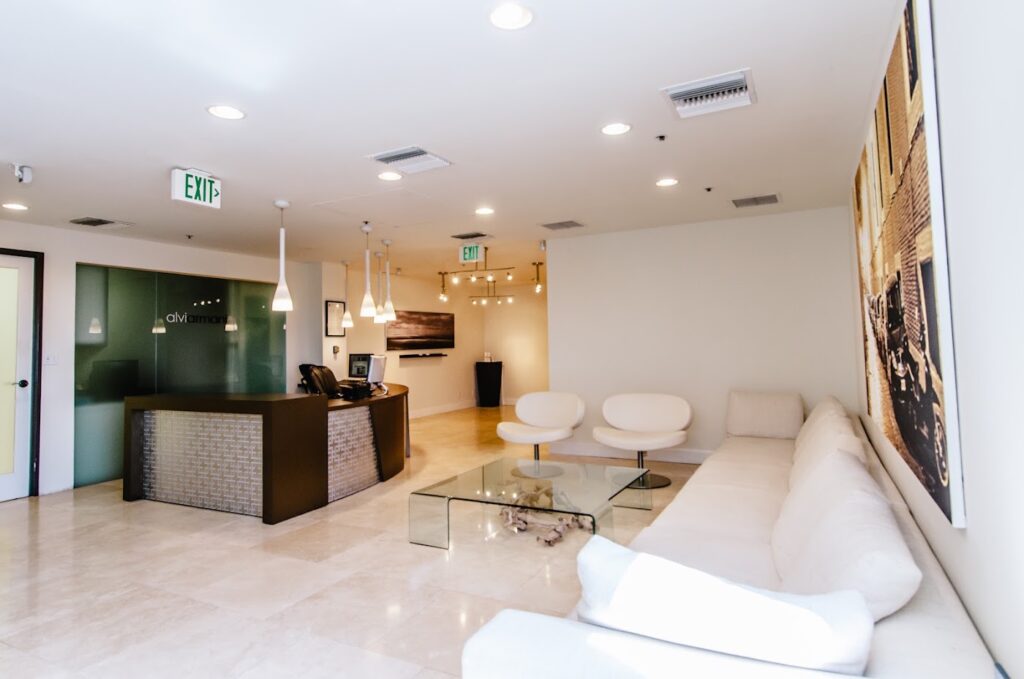 Alvi Armani – Beverly Hills FUE Hair Transplant Clinic gallery photo