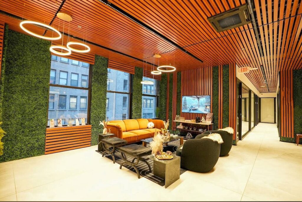 Peak Hair Restoration & Transplant Center- New York City gallery photo