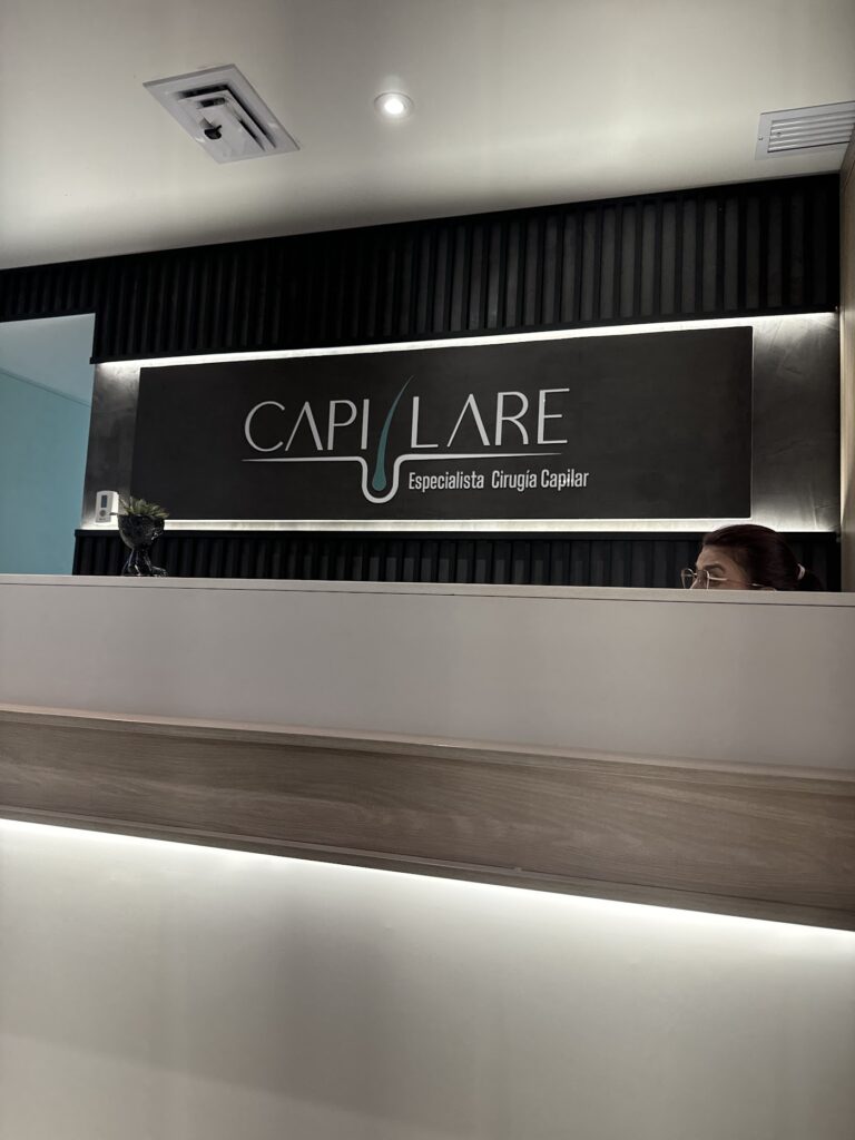 Capillare – Implante Capilar – Hair transplant – Tricólogo gallery photo