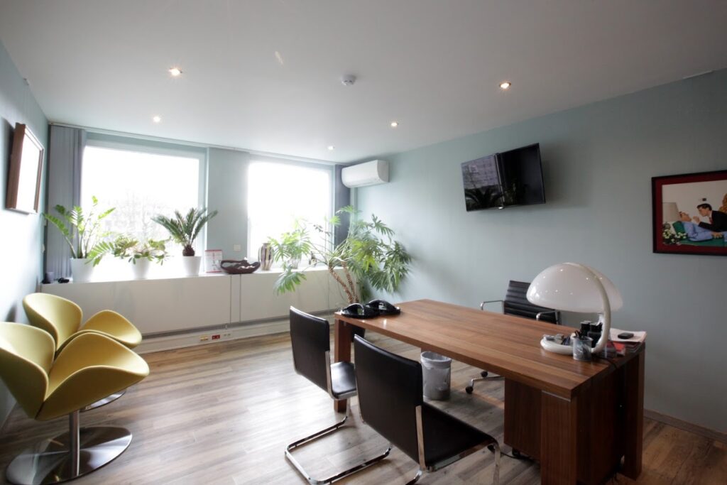 Hair Transplant Surgery Clinic – Greffe de Cheveux gallery photo