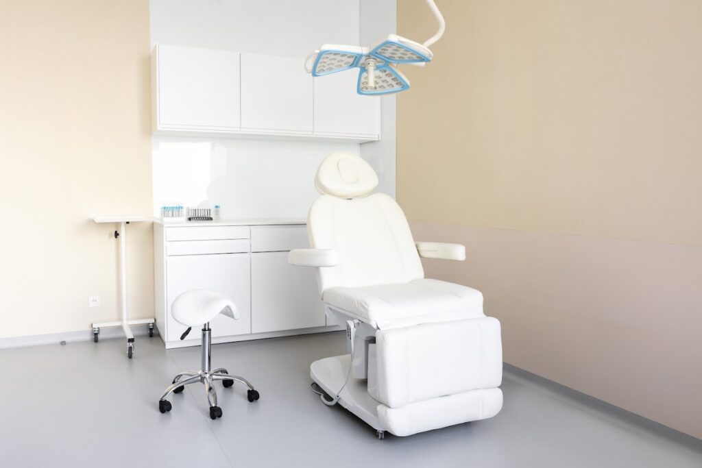 SmylaHair — Przeszczep włosów FUE — lek. Michał Smyła gallery photo