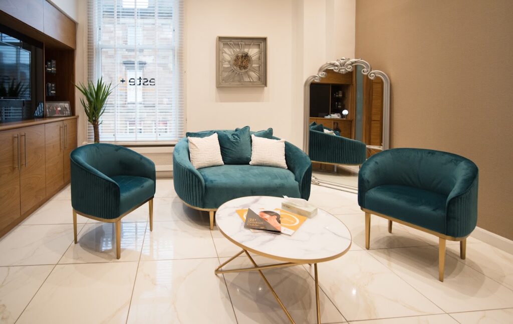 Este Medical Group- Hair & Skin Clinic Glasgow gallery photo